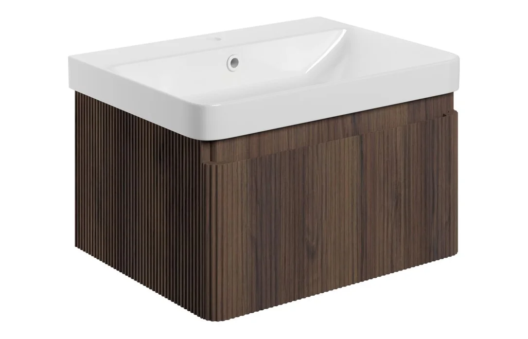 bathroomessence202606031204082242025