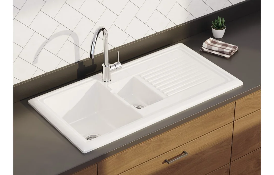 bathroomessence202606031207262243354